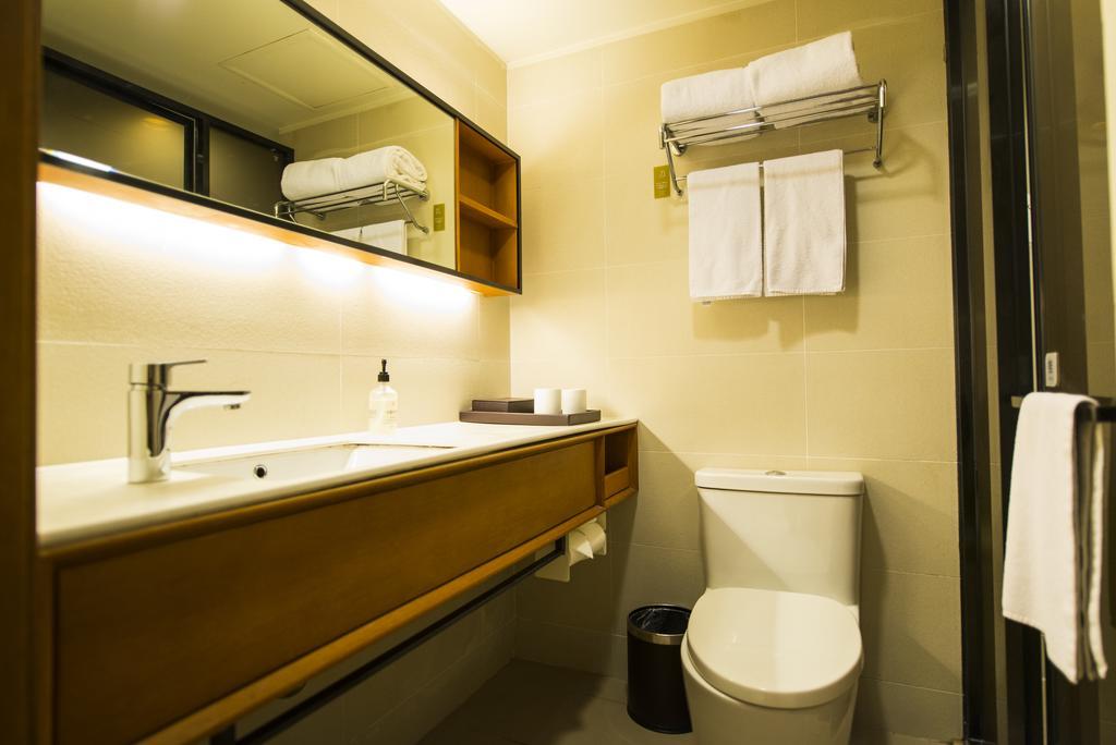 Ji Hotel Kunming Green Lake Branch Phòng bức ảnh
